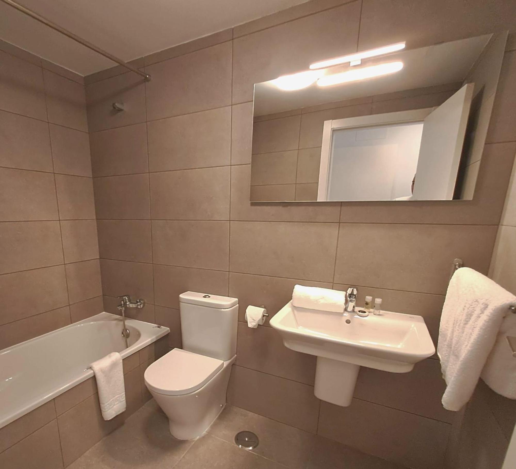 Noctua Apartamento Estepona Centro 014 ภายนอก รูปภาพ